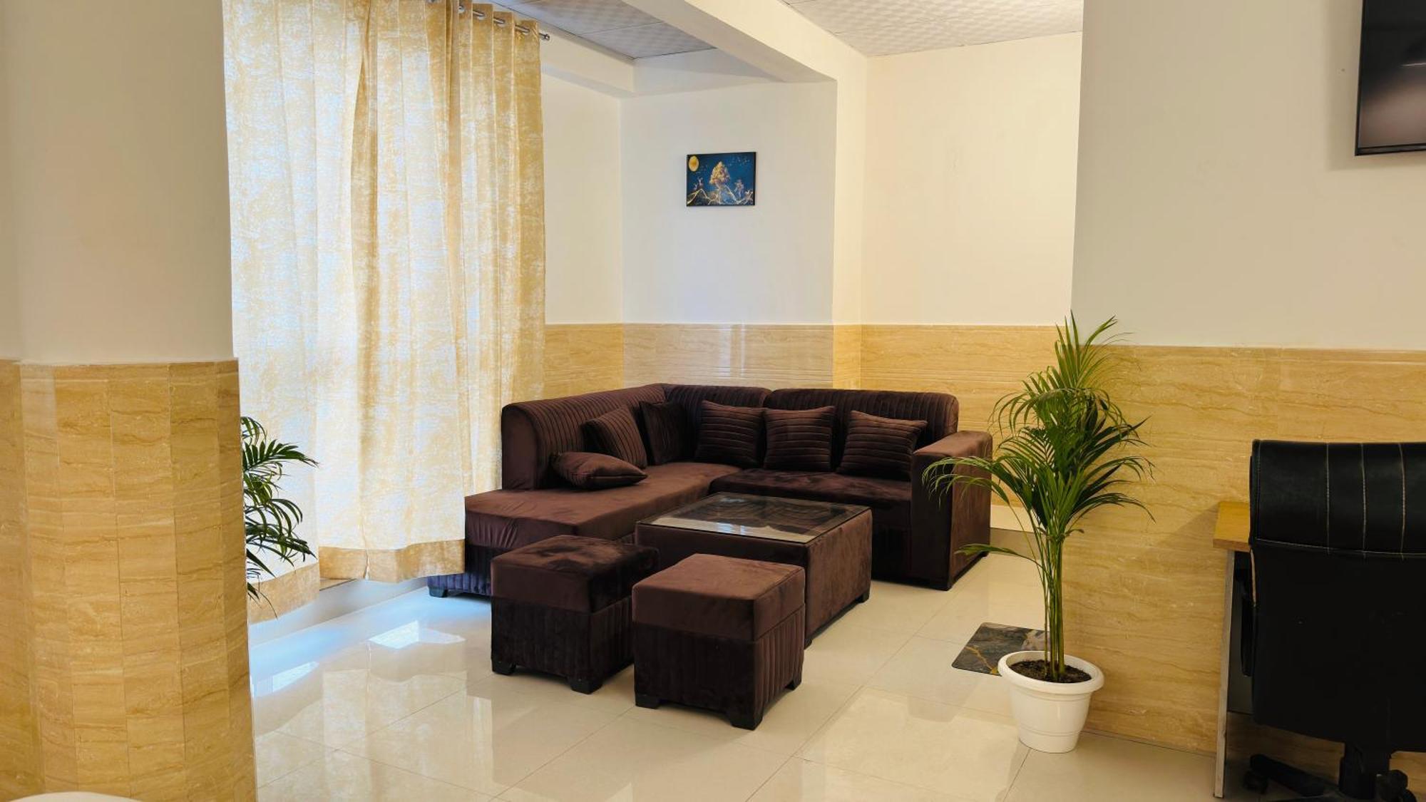Dr White House - Noida Sector 18 Hotel Exterior photo